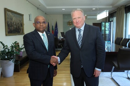 Министърът на външните работи Светлан Стоев прие малдивския си колега Абдула Шахид